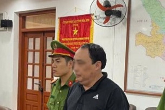 Phó Chi cục trưởng Chi cục Thuế khu vực Lạc Sơn- Yên Thủy bị khởi tố