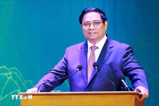 Thủ tướng Phạm Minh Chính lên đường thăm 3 nước Trung Đông