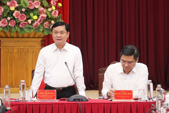 Ông Hoàng Nghĩa Hiếu điều hành Tỉnh ủy Nghệ An