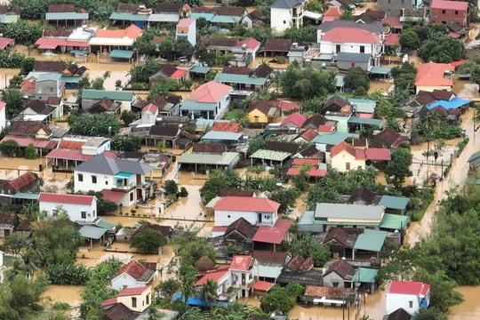 Mưa lũ tại Quảng Bình do bão Trami diễn biến phức tạp