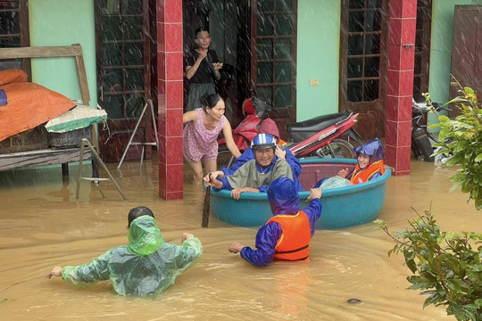 Miền Trung có thể mưa lớn kéo dài 7 ngày, gây lũ lớn