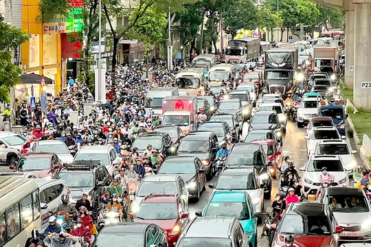 Hà Nội: Lập thêm tổ công tác, tăng cường đảm bảo an toàn giao thông