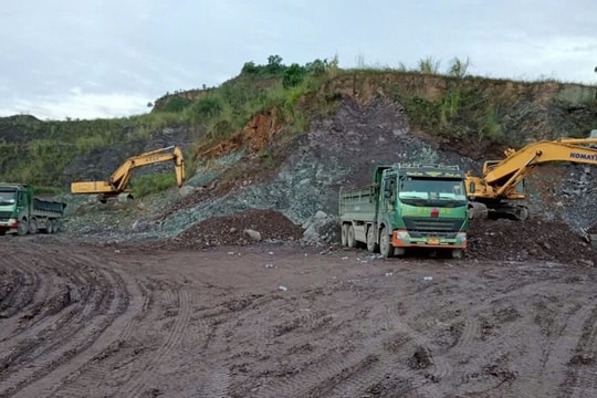 “Đất tặc” cố thủ, không chấp hành kiểm tra của Công an