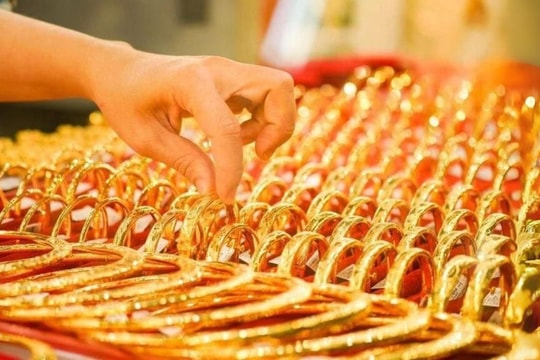 Giá vàng 1/11/2024: Giá vàng trong nước ổn định