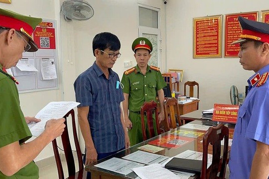 Cho doanh nghiệp ứng hơn 12 tỷ đồng trái quy định, Giám đốc Ban quản lý bị khởi tố