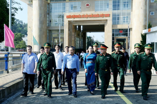Lãnh đạo Quảng Ninh làm việc với các địa phương biên giới Móng Cái, Bình Liêu