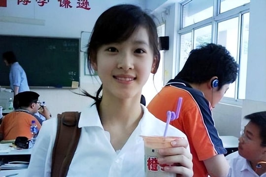 Mỹ nữ giống Lưu Diệc Phi từ chối đi đóng phim, giờ thành tỷ phú