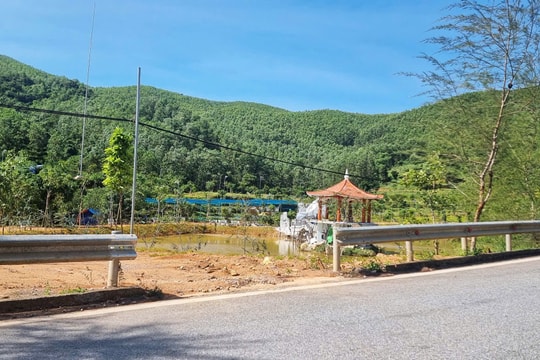 Tự ý tháo hộ lan mở lối ra quốc lộ, xây ‘thung lũng tình yêu’ trái phép