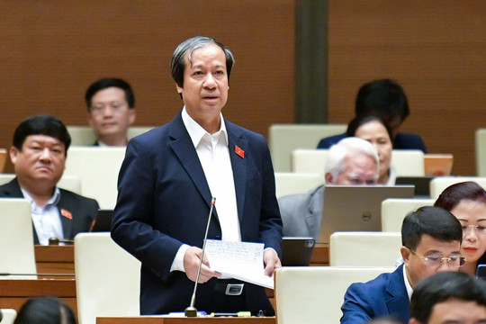 Bộ trưởng Nguyễn Kim Sơn: Mong Đại biểu Quốc hội chỉ rõ 'lợi ích nhóm' để phối hợp xử lý