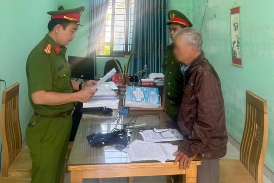 Khởi tố đối tượng lợi dụng quyền tự do dân chủ xâm phạm lợi ích của Nhà nước