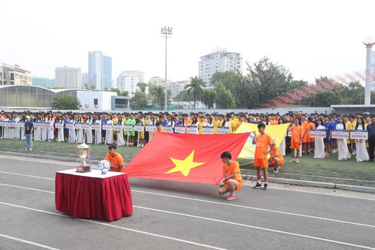 Sức nóng ngày khai mạc giải bóng đá học sinh THPT Hà Nội - An ninh Thủ đô năm 2024 Cúp Number 1 Active