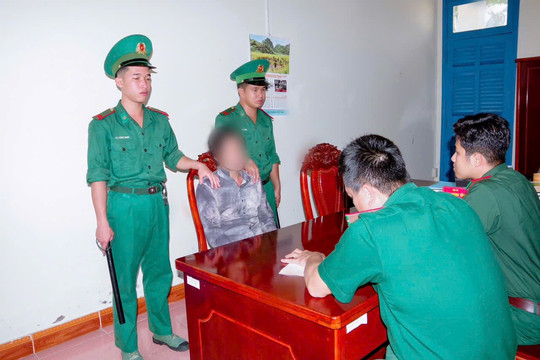 Bắt đối tượng tàng trữ trái phép chất ma túy