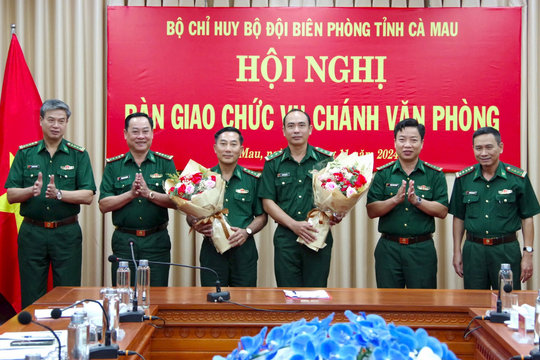 BĐBP Cà Mau bàn giao chức vụ Chánh Văn phòng