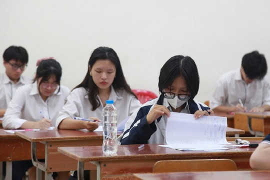 Học bạ không còn là thước đo chuẩn xác
