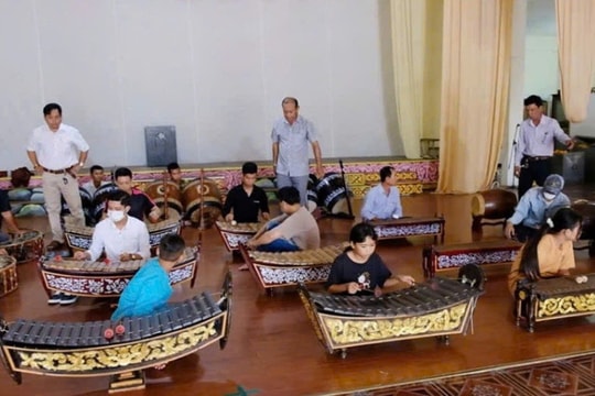 Bảo tồn và phát huy nghệ thuật trình diễn dân gian nhạc Ngũ âm của người Khmer Sóc Trăng