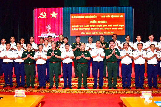Nâng cao phối hợp công tác tuyên truyền giữa BTL vùng cảnh sát biển 4 và Báo Quân đội nhân dân