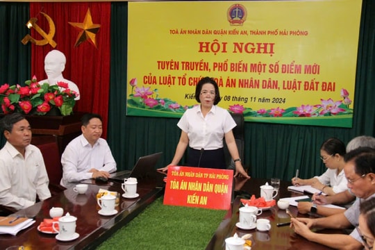 TAND quận Kiến An hưởng ứng Ngày Pháp luật Việt Nam