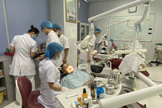 Bộ Y tế: Xác minh hiện tượng bát nháo khám sức khoẻ để đi nước ngoài