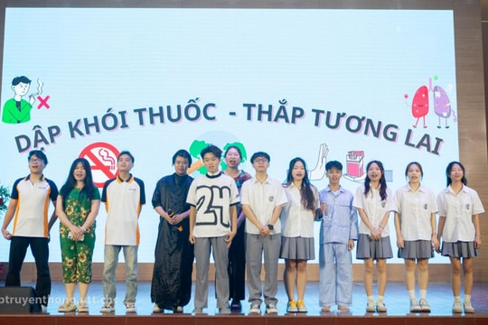 Sinh viên ngành giao thông vận tải nói không với thuốc lá