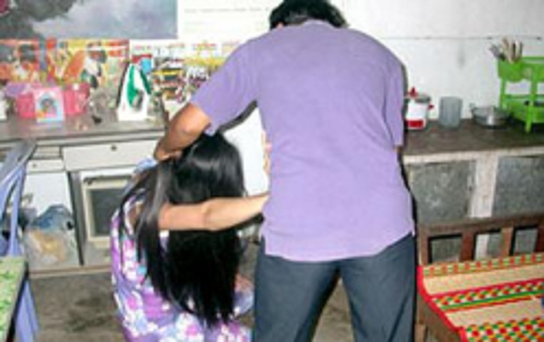 Có được phép đăng video “chồng đánh vợ” lên mạng xã hội?