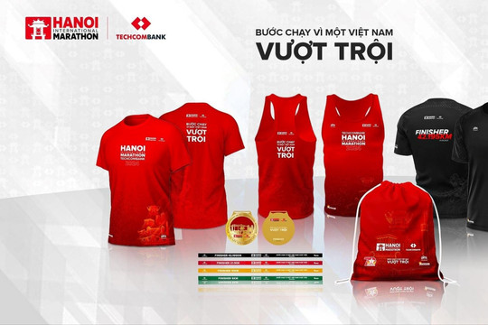 Giải Marathon Quốc tế Hà Nội Techcombank ra mắt bộ vật phẩm phiên bản đặc biệt kỷ niệm 70 năm Giải phóng Thủ đô