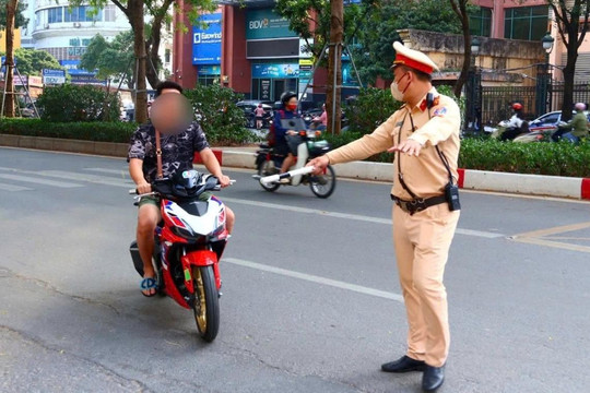 Công an TP Hà Nội phát hiện hơn 600 trường hợp vi phạm Luật Giao thông trong ngày 11/11