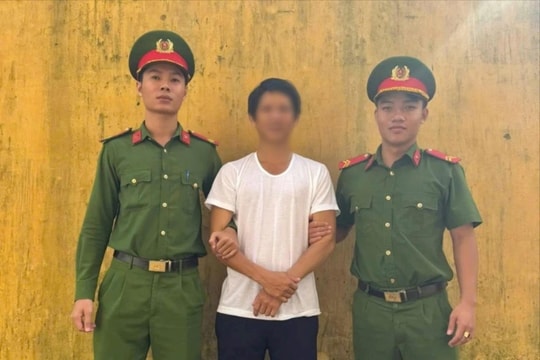 Níu kéo tình cảm bằng... xăng