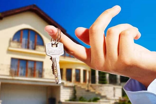 Bán nhà đất cho người thân được miễn thuế thu nhập không?
