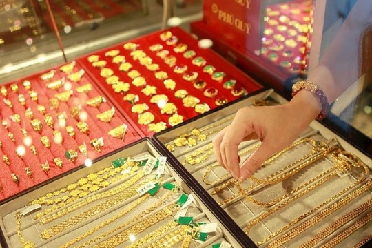 Giá vàng hôm nay 14/11: Giảm mạnh trên toàn thị trường