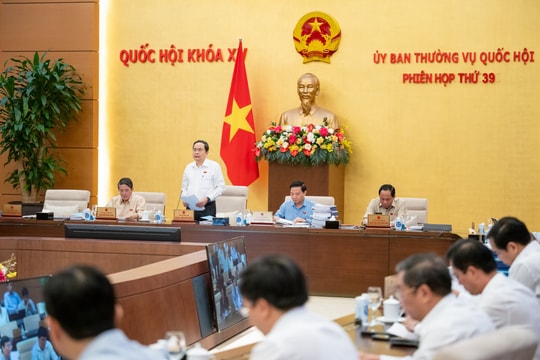 Khai mạc phiên họp thứ 39 Ủy ban Thường vụ Quốc hội