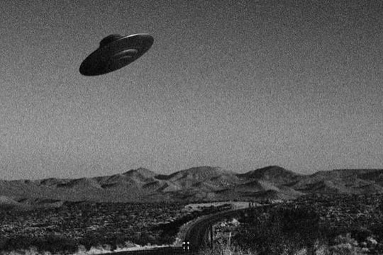 Phiên điều trần về UFO và người ngoài hành tinh tiết lộ bí mật “gây sốc”