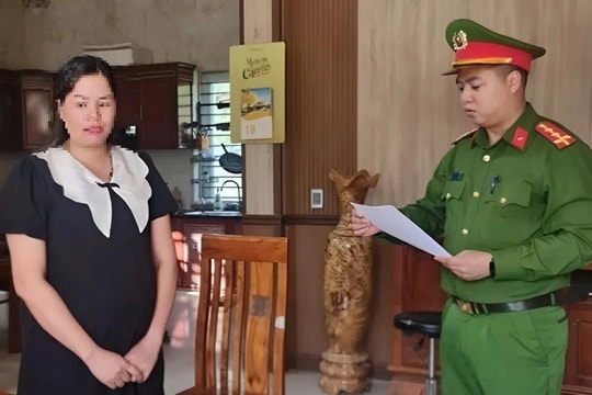 Lừa đảo hàng tỷ đồng để đầu tư chứng khoán ảo