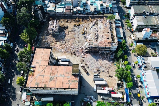 Tháo dỡ, bàn giao mặt bằng ở khu đất công 11.000m² cho nhà nước