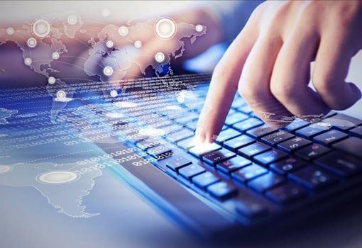 Người đàn ông bị lừa tiền khi muốn "vay tiền online"