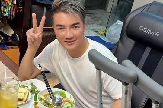 Đàm Vĩnh Hưng kiện đại gia Mỹ đòi bồi thường