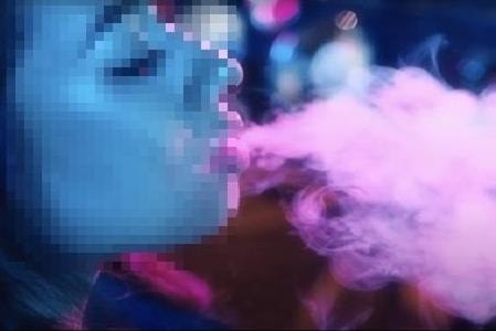 Các nhà làm phim dường như chưa quan tâm đến quy định cấm sử dụng thuốc lá trong điện ảnh