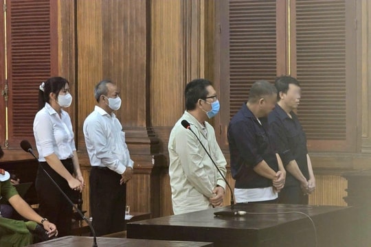 Cho vay lãi suất hơn 180%/năm, cả nhóm dắt nhau vào tù