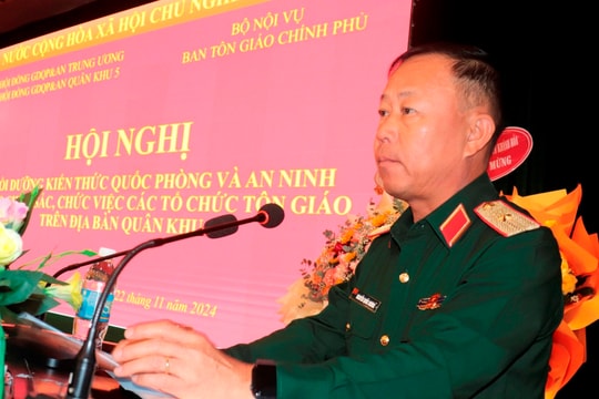 Bồi dưỡng kiến thức quốc phòng và an ninh cho chức sắc, chức việc các tổ chức tôn giáo