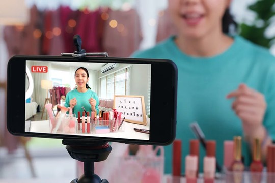 Có bị truy thu thuế thu nhập cá nhân khi kinh doanh thực phẩm online?