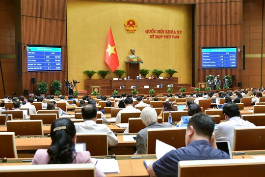 Quốc hội thảo luận dự án Luật, đầu tư đường sắt