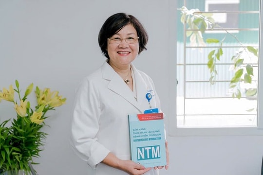 PGS.TS.BS Hoàng Thị Phượng: “Bác sĩ lâm sàng như những người đi giải toán, ẩn số thường ảo mà đáp số thì thật”