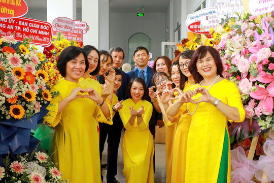 Trường đại học Luật TP.HCM tổ chức nhiều hoạt động ý nghĩa tri ân ngày Nhà giáo Việt Nam