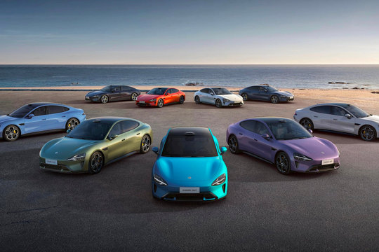 SU7 gây áp lực cho Tesla