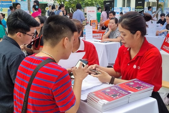 Dự thảo Luật Việc làm: Thêm nhiều hành vi bị nghiêm cấm