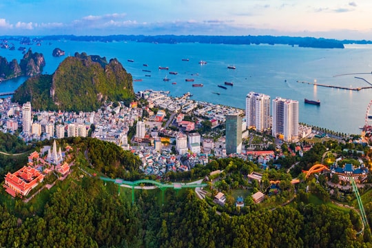 Hơn 300 doanh nghiệp Quảng Ninh chung tay kích cầu du lịch