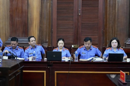 Chủ tịch Xuyên Việt Oil xin nộp biệt thự, xe bồn để khắc phục hậu quả