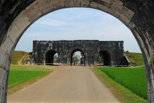 Miễn phí vé tham quan Thành Nhà Hồ trong ngày di sản Việt Nam
