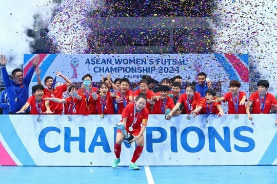 Tin vắn thể thao 22/11: Tuyển futsal nữ Việt Nam vô địch Đông Nam Á