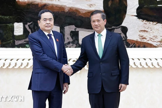 Chủ tịch Quốc hội Trần Thanh Mẫn hội kiến Thủ tướng Campuchia