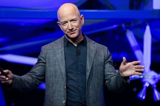 3 nguyên tắc làm giàu của "ông vua" thương mại điện tử Jeff Bezos